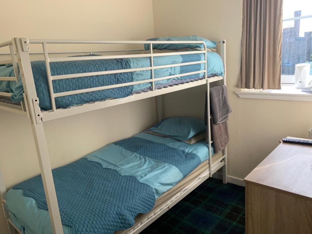 אינברנס Castle View Accommodation מראה חיצוני תמונה